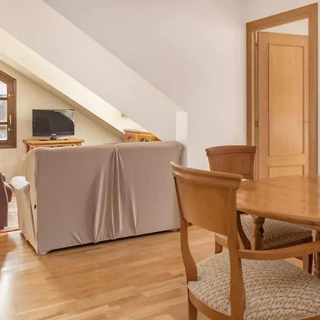 Atico B Residencial Caldares El Pueyo アパート エル・プエヨ・デ・ハカ