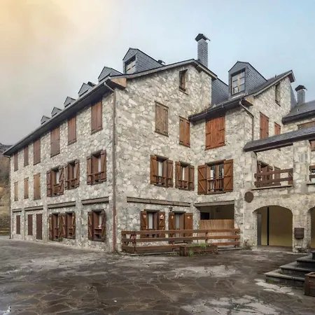 Atico B Residencial Caldares El Pueyo アパート